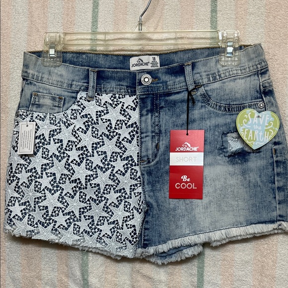 Jordache Pants - 🩵💙🩵NWT Jordache Blue Denim Shorts with Star Lace